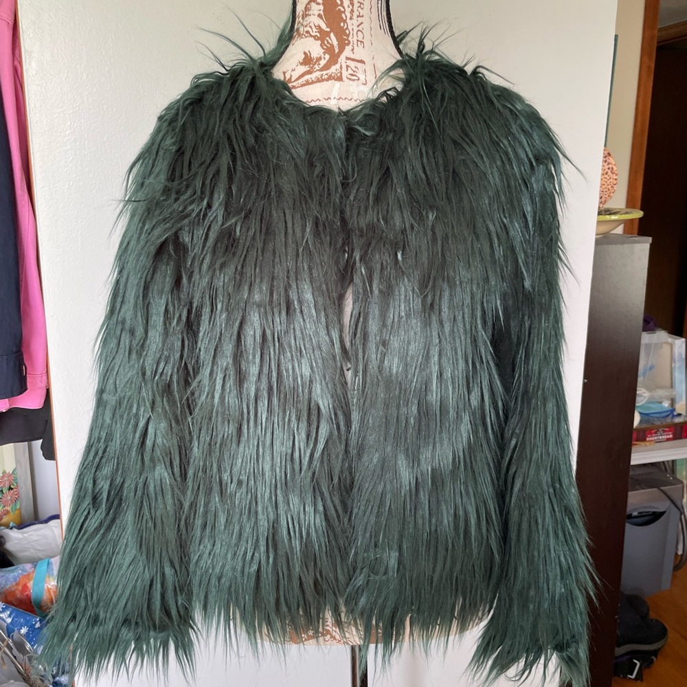 Lanshifei Faux Fur Jacket, Size L Junior